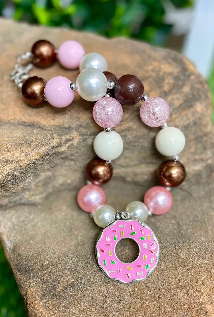 NECKLACE WITH DONUT PENDANT-This & That Couture