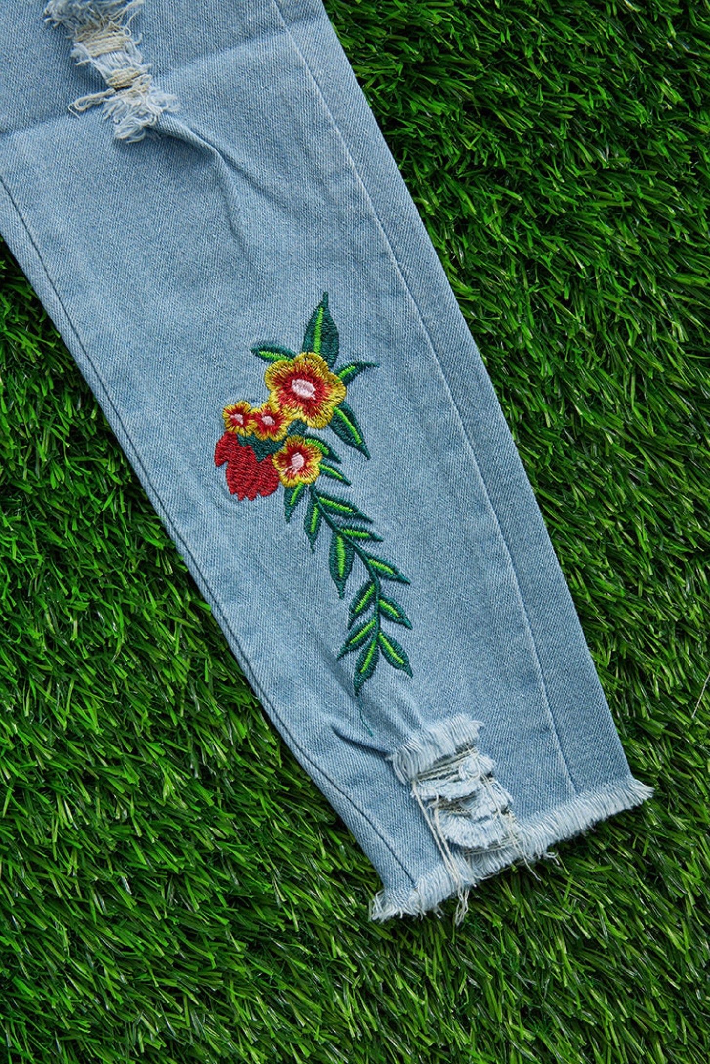 FLOWER JEANS-This &amp; That Couture