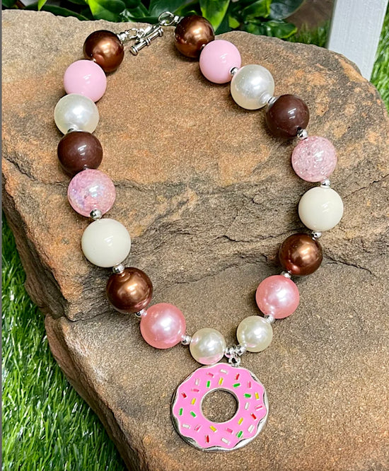 NECKLACE WITH DONUT PENDANT-This &amp; That Couture