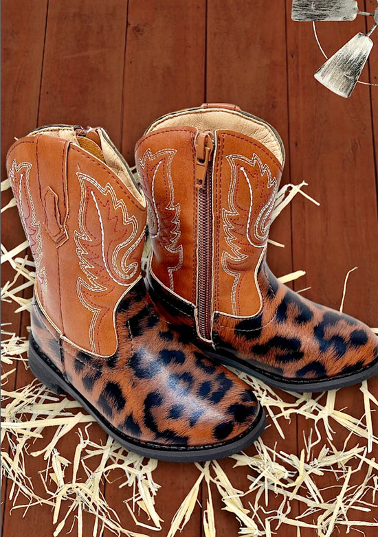 COWBOYS BOOTS-This &amp; That Couture