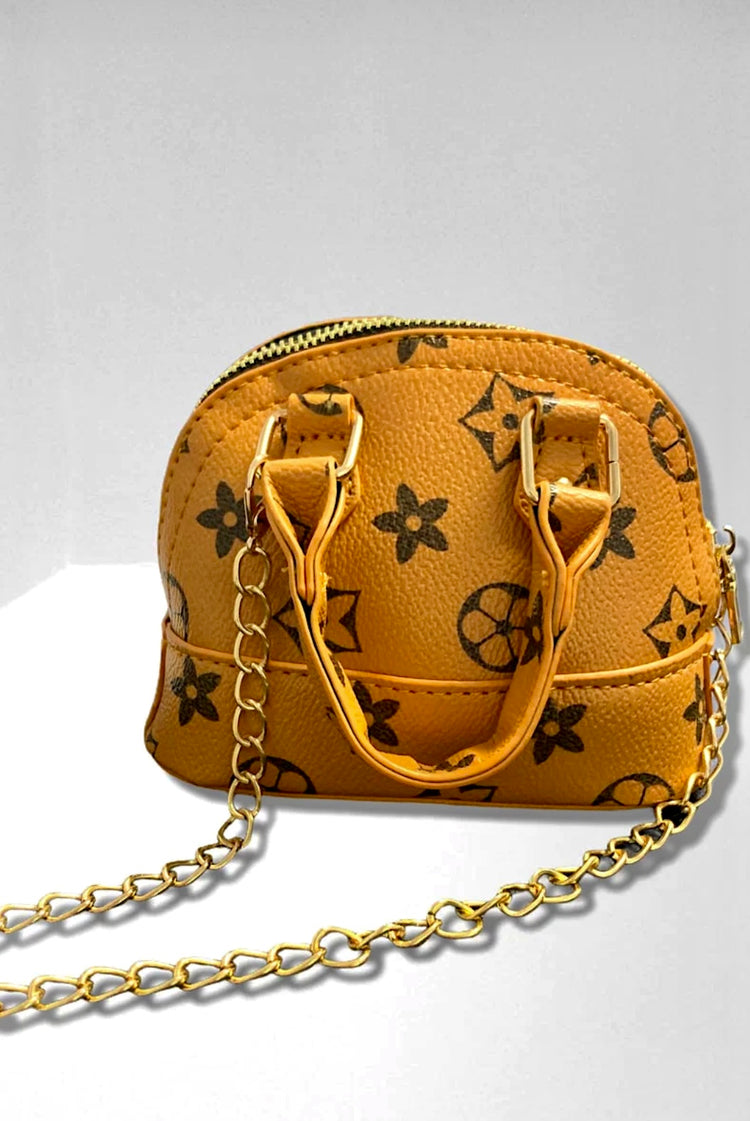 STAR MINI BAG WITH GOLD CHAIN-This &amp; That Couture